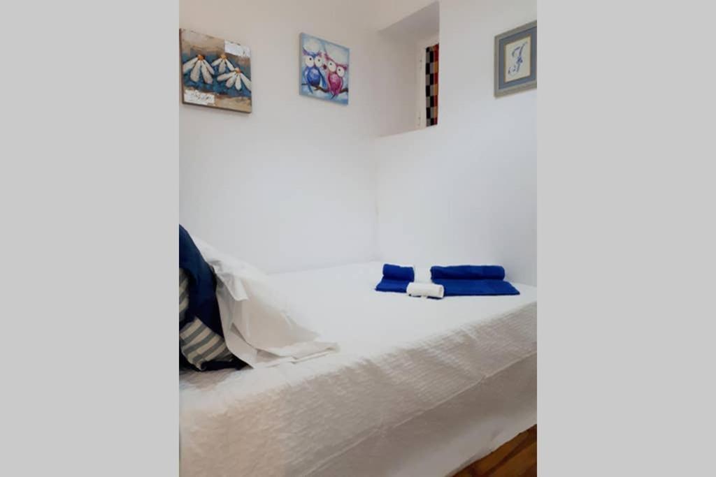 Sweet Alfama Ii, Apartment Lisbona Esterno foto